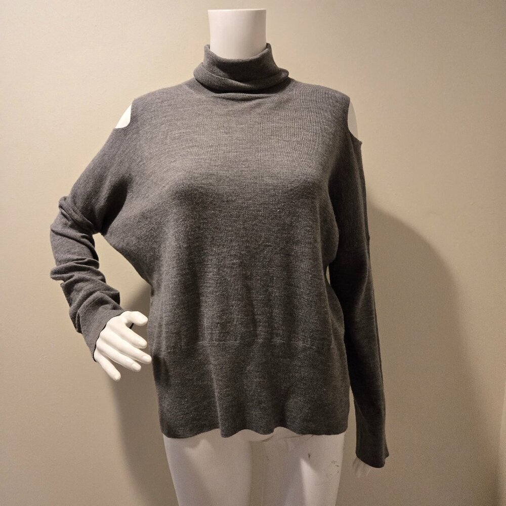 Vince Split Shoulder Merino Wool Turtleneck Sweater Gray M
